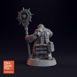 Draugmaster Slee DnD Miniature - Mystical Dwarf Mage with Lantern & Staff for Fantasy Tabletop RPGs - board game expansion set - BoardGeekFox